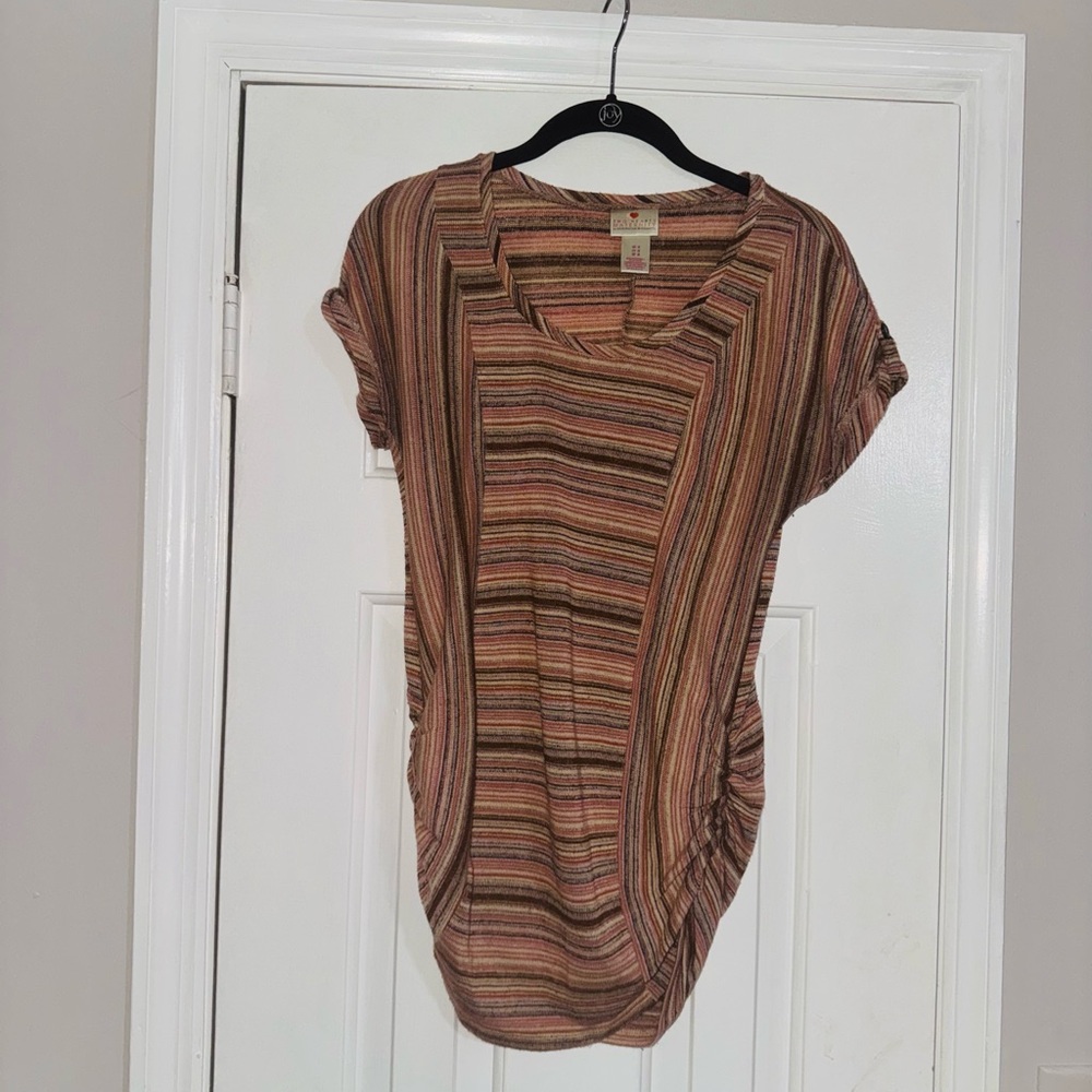 👑 SIZE MEDIUM Destination Maternity Multicolor Striped Short Sleeve Top